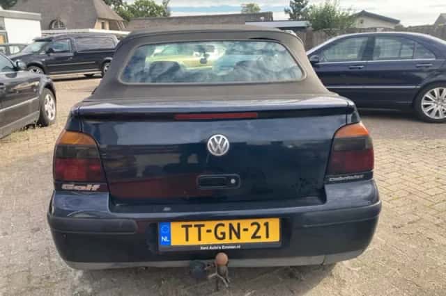 Volkswagen Golf (1998) thumbnail 5