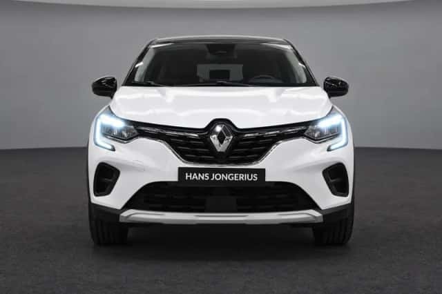 Renault Captur (2020) thumbnail 2