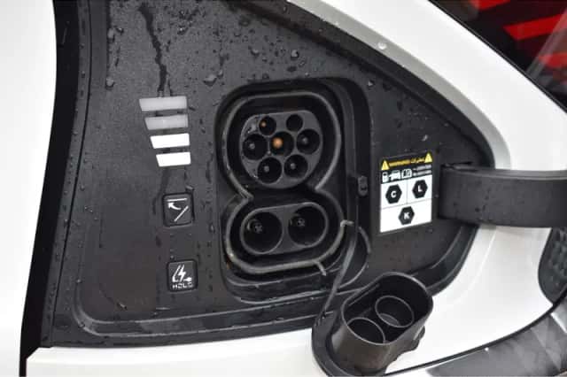 Kia EV6 (2021) thumbnail 6