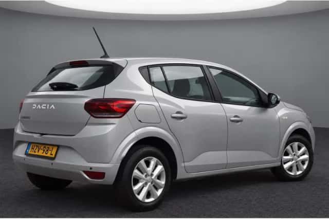 Dacia Sandero (2023) thumbnail 2
