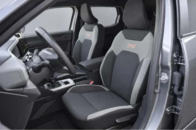 Dacia Duster (2024) thumbnail 3