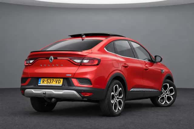 Renault Arkana (2022) thumbnail 2