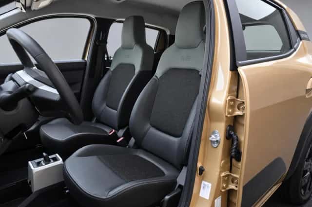 Dacia Spring (2024) thumbnail 3