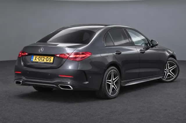 Mercedes-Benz C-Klasse (2023) thumbnail 3