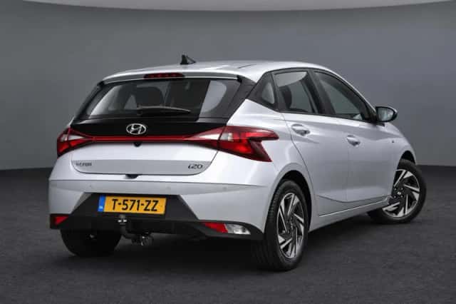 Hyundai i20 (2022) thumbnail 3