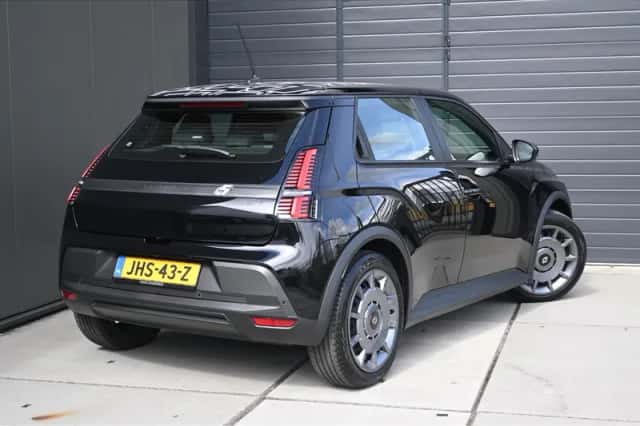 Renault 5 (2025) thumbnail 3