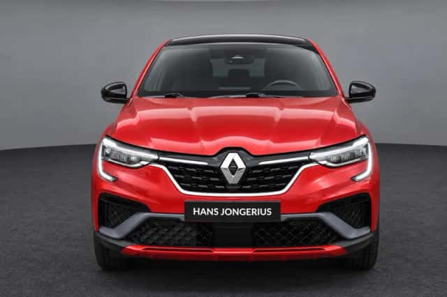 Renault Arkana (2022) thumbnail 2