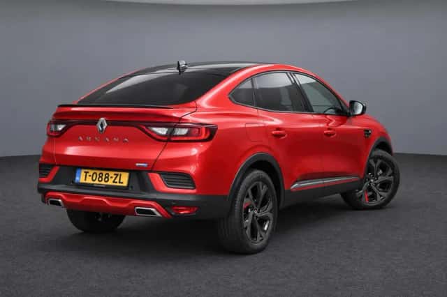 Renault Arkana (2022) thumbnail 3