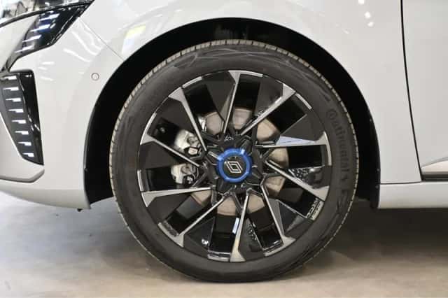 Renault Clio (2025) thumbnail 4