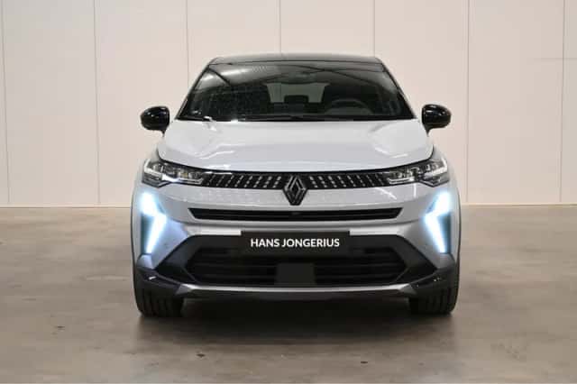 Renault Captur (2025) thumbnail 2