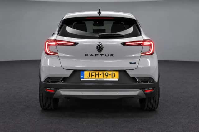 Renault Captur (2025) thumbnail 6