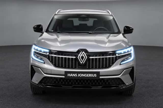 Renault Espace (2024) thumbnail 2