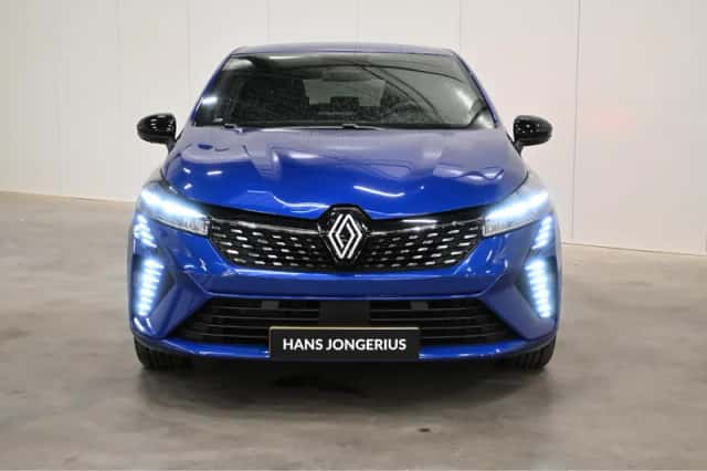 Renault Clio (2025) thumbnail 2