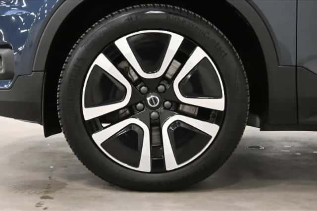 Volvo XC40 (2021) thumbnail 6