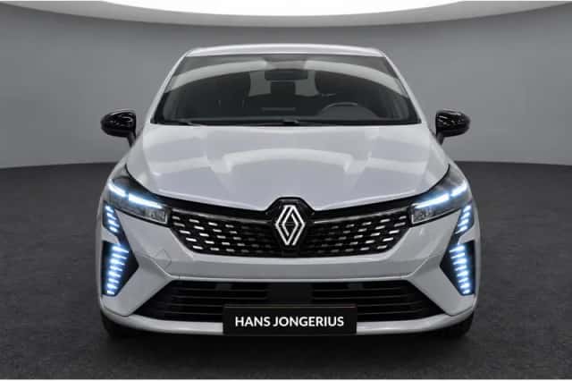 Renault Clio (2025) thumbnail 2