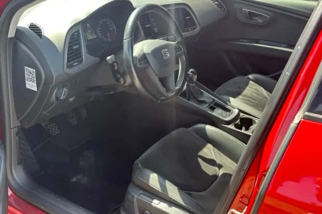SEAT Leon (2017) thumbnail 4