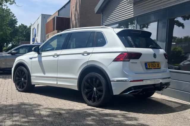 Volkswagen Tiguan (2020) thumbnail 5