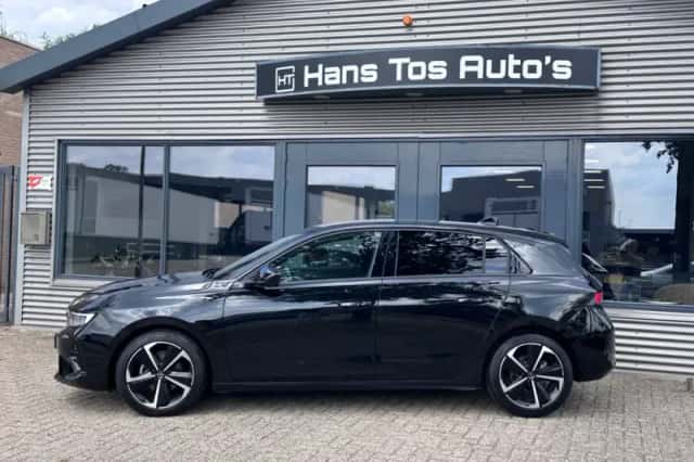 Opel Astra (2025) thumbnail 3