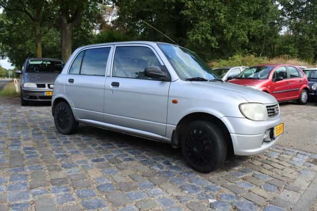 Daihatsu Cuore (2003) thumbnail 3
