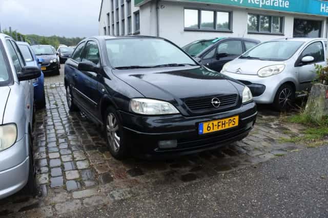 Opel Astra (2000) thumbnail 2