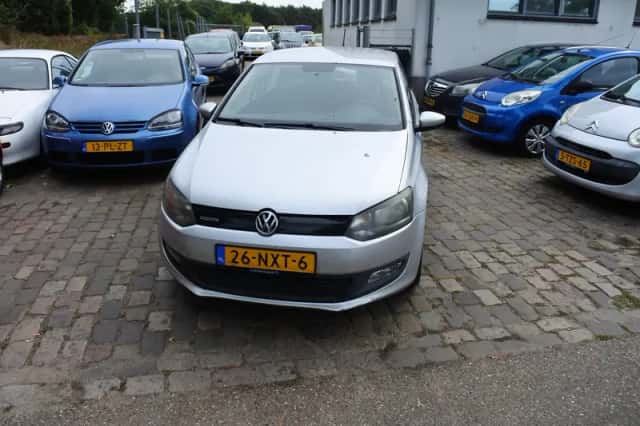 Volkswagen Polo (2010) thumbnail 3