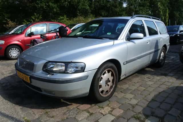 Volvo V70 (2003) thumbnail 1