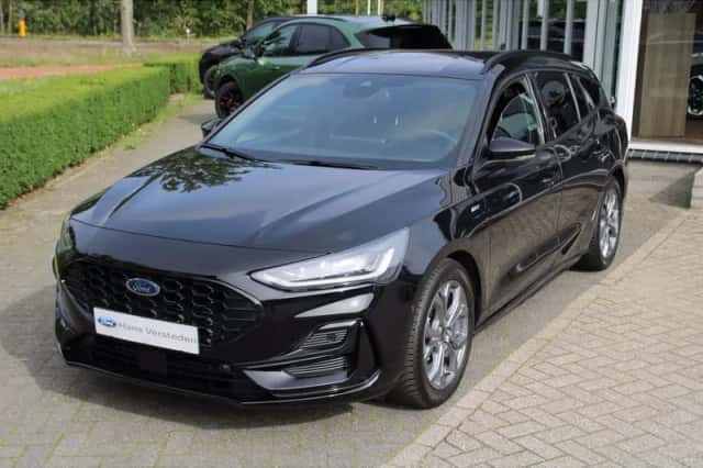 Ford Focus (2024) thumbnail 2