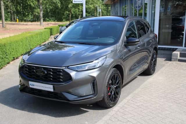 Ford Kuga (2026) thumbnail 1