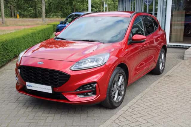 Ford Kuga (2021) thumbnail 2