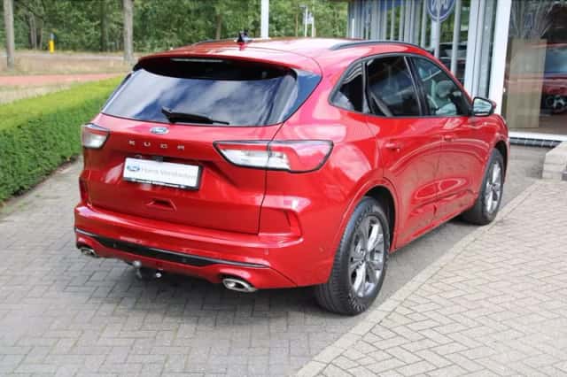 Ford Kuga (2021) thumbnail 5