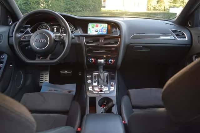 Audi A4 (2012) thumbnail 3