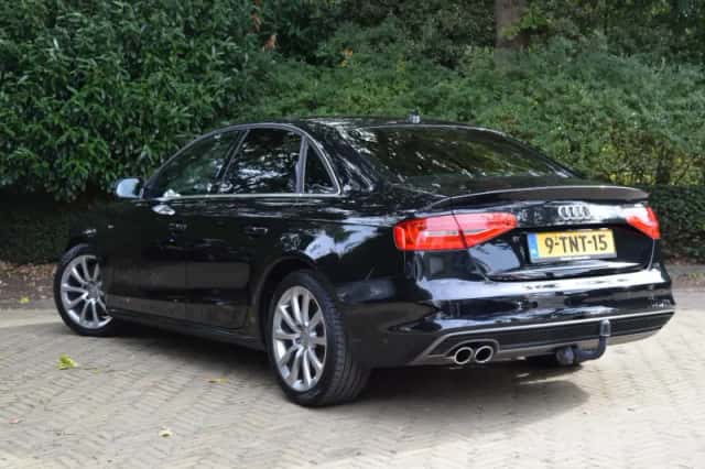 Audi A4 (2014) thumbnail 6