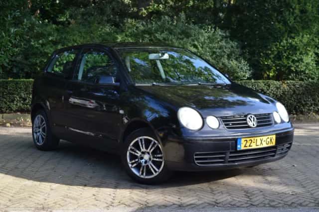 Volkswagen Polo (2003) thumbnail 5