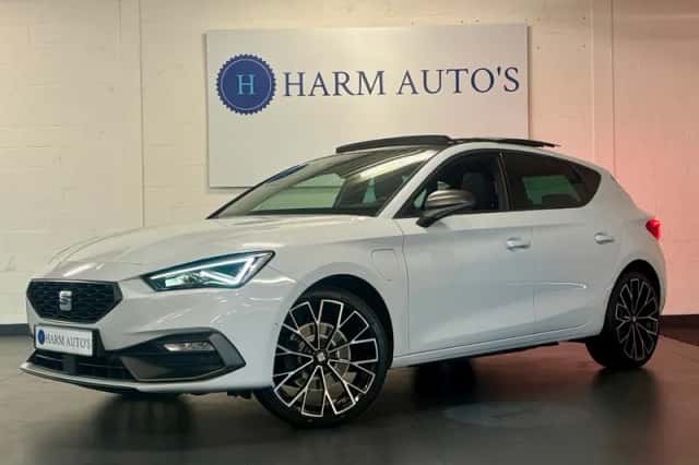 SEAT Leon (2021) thumbnail 1