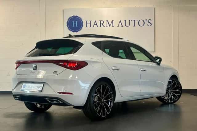 SEAT Leon (2021) thumbnail 6