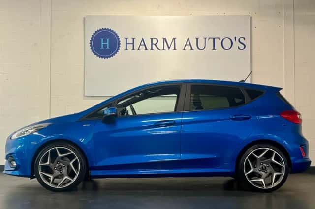 Ford Fiesta (2019) thumbnail 2