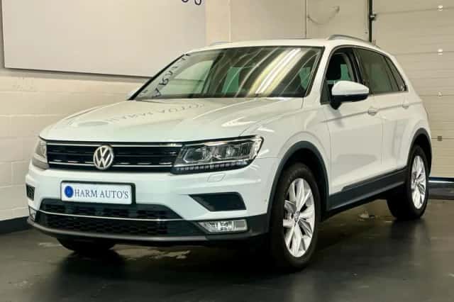 Volkswagen Tiguan (2017) thumbnail 3