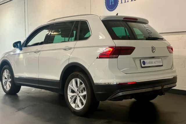 Volkswagen Tiguan (2017) thumbnail 4