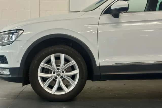 Volkswagen Tiguan (2017) thumbnail 5