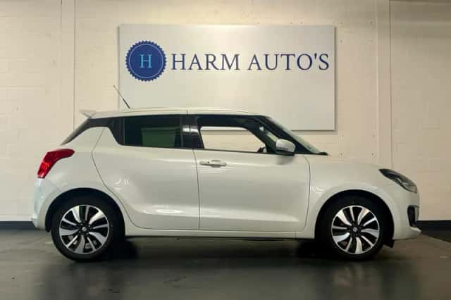 Suzuki Swift (2017) thumbnail 6