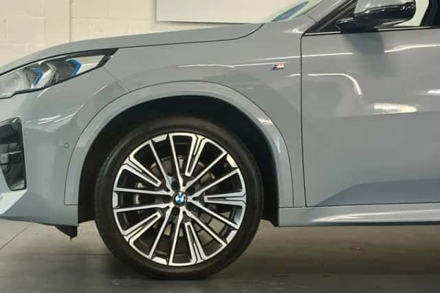 BMW X2 (2024) thumbnail 5