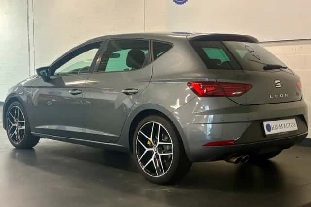 SEAT Leon (2017) thumbnail 4