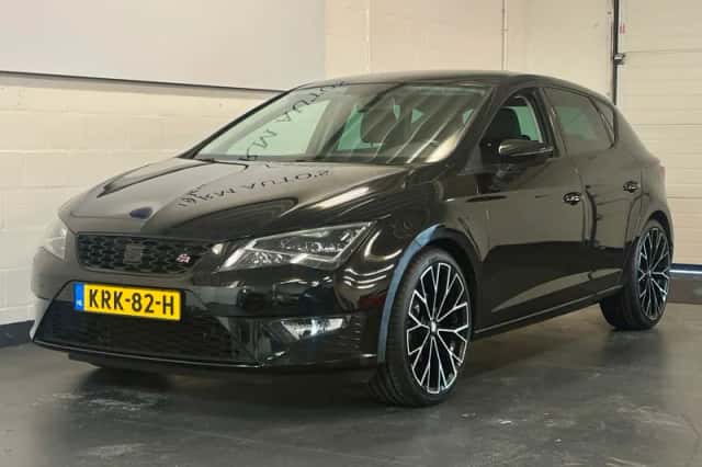 SEAT Leon (2016) thumbnail 4