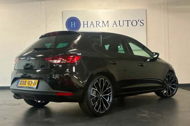 SEAT Leon (2016) thumbnail 6