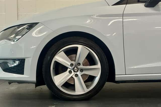SEAT Leon (2014) thumbnail 5