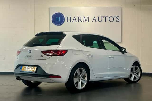 SEAT Leon (2014) thumbnail 6