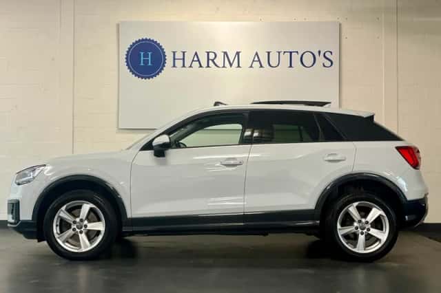 Audi Q2 (2017) thumbnail 4