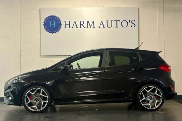 Ford Fiesta (2020) thumbnail 2