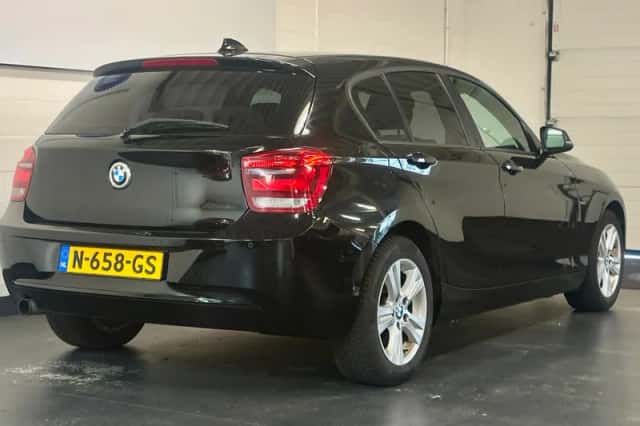 BMW 1-Serie (2011) thumbnail 4