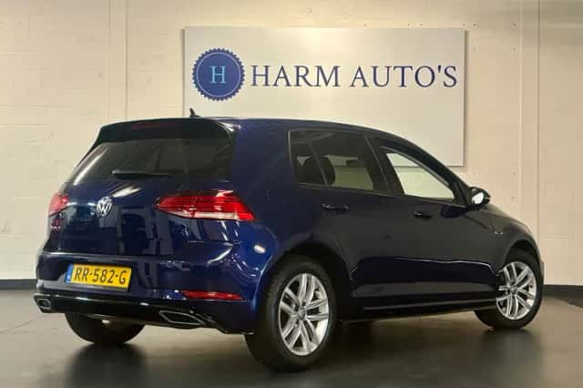 Volkswagen Golf (2018) thumbnail 6